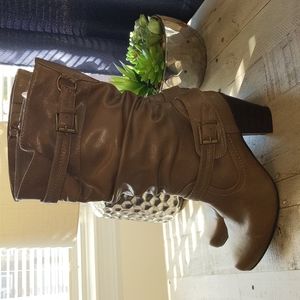 White Mountain faux leather mid calf slouchy boots size 9.5